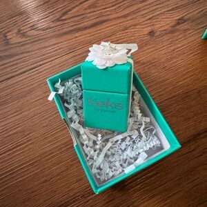 Tieks Turquoise Box Ornament